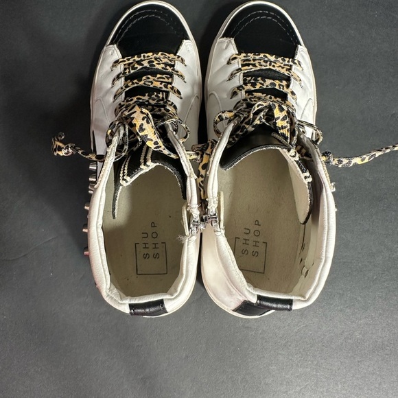Shu shop High-Top Sneakers with Leopard Print Laces size 7.5 pre owned good - Picture 5 of 9